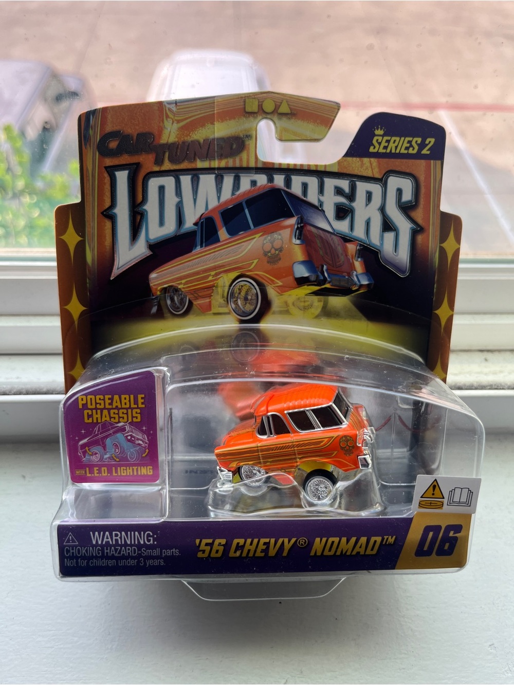 Car Tuned Lowriders Series 2 ‘56 Chevy Nomad